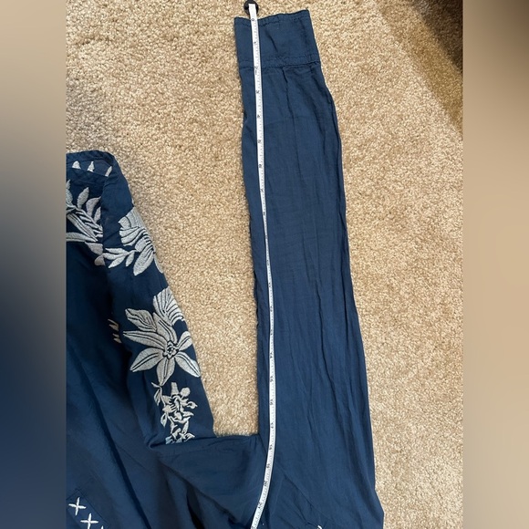Johnny Was 3J Workshop Blue Long Sleeve Top with White Floral Embroidery Size S - Picture 9 of 13